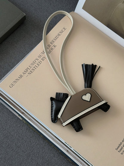 Hermès | Rodeo Robeo 斗篷小馬 黑色x大象灰