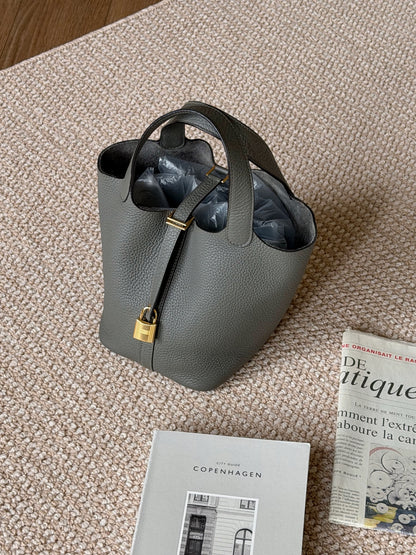 <NS - 全新閒置品> Hermès | Picotin 18 積雨雲灰 金釦