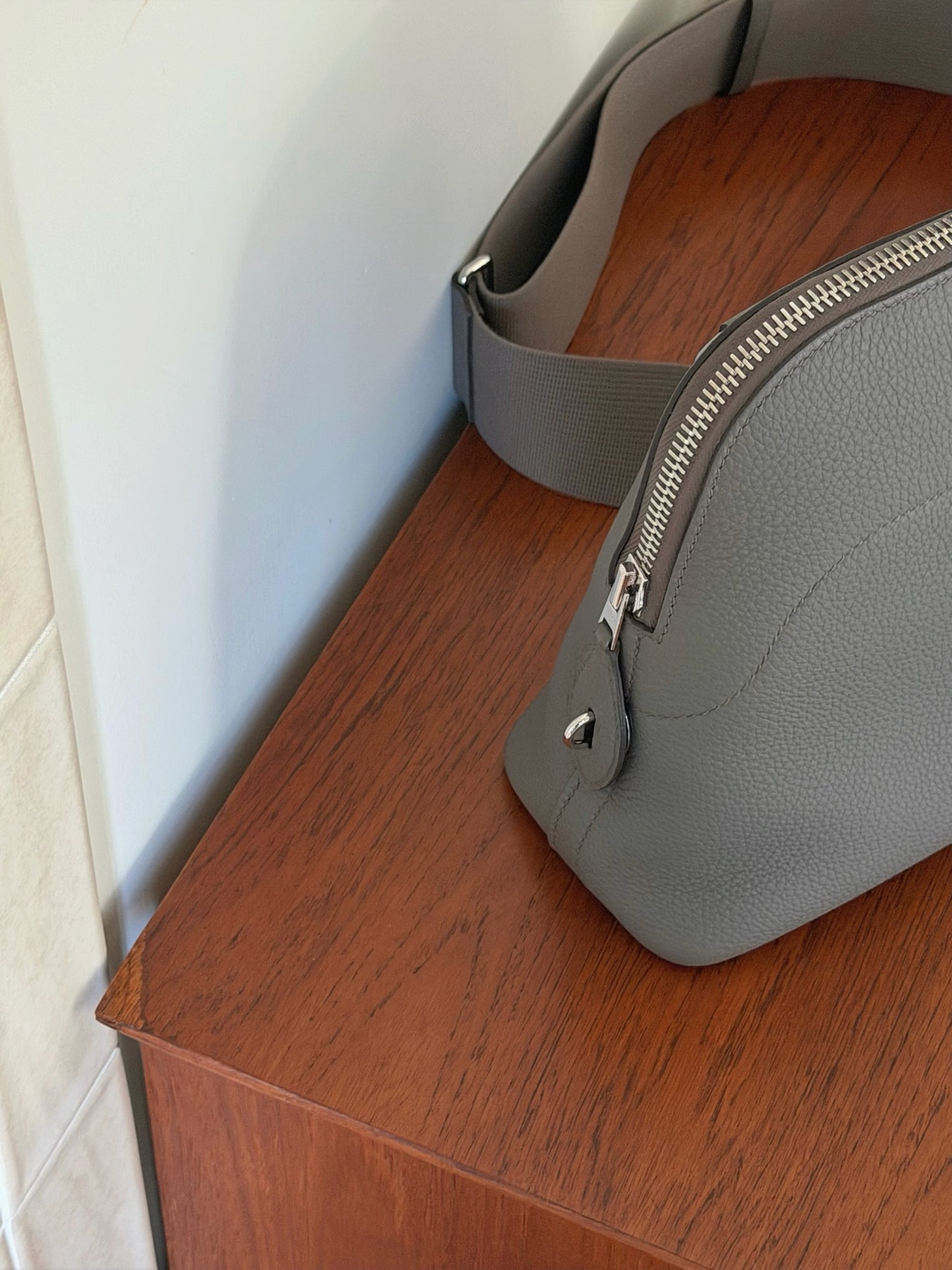 Hermès | Bolide Messenger 錫器灰