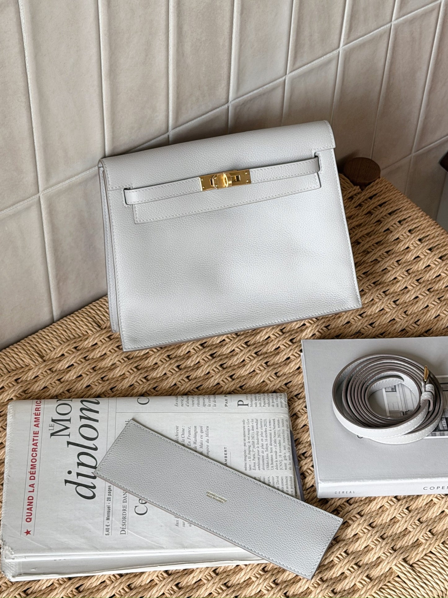 <S - 99成新> Hermès | Kelly Danse 珍珠灰 金釦