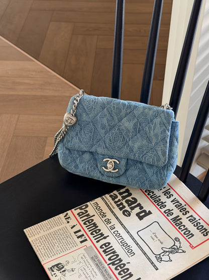 <S-99成新> Chanel Mini CF 牛仔 愛心調節釦