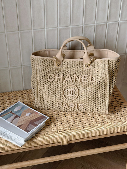 Chanel | 沙灘包 草編編織 小牛麂皮與金色金屬米