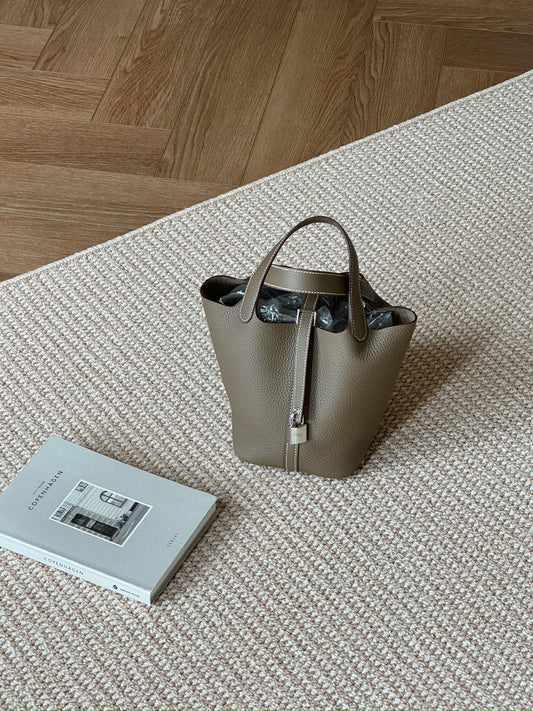 Hermès | Picotin 18 大象灰 銀釦