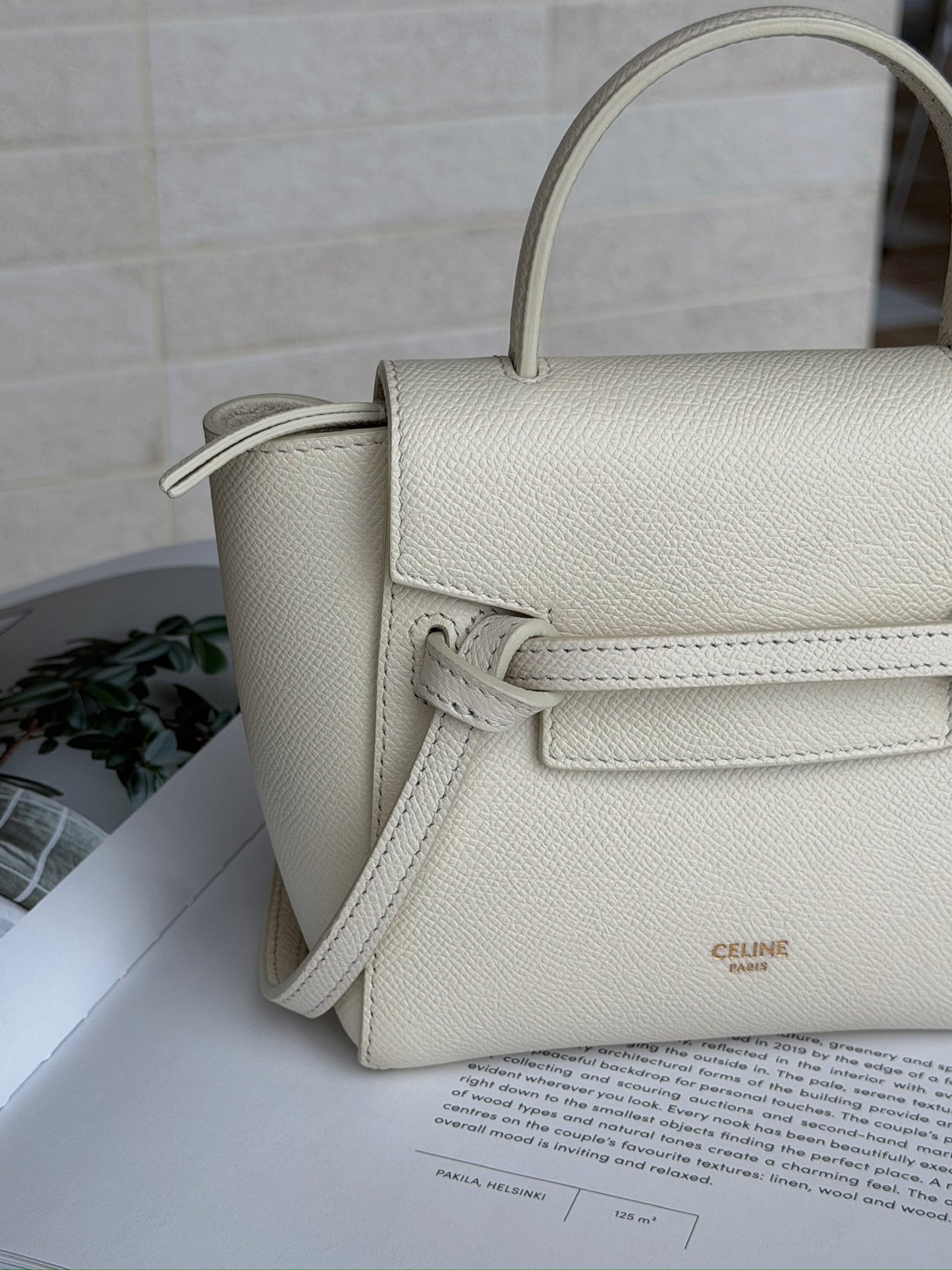 <S-99成新> Celine Pico 鯰魚包 白色