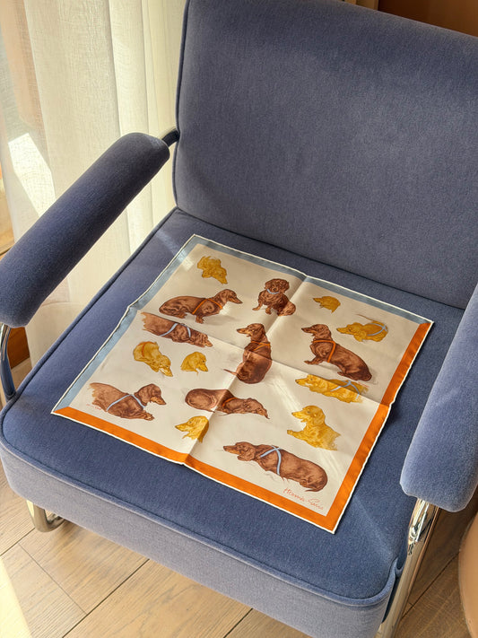 Hermès | 臘腸狗絲巾 45x45cm