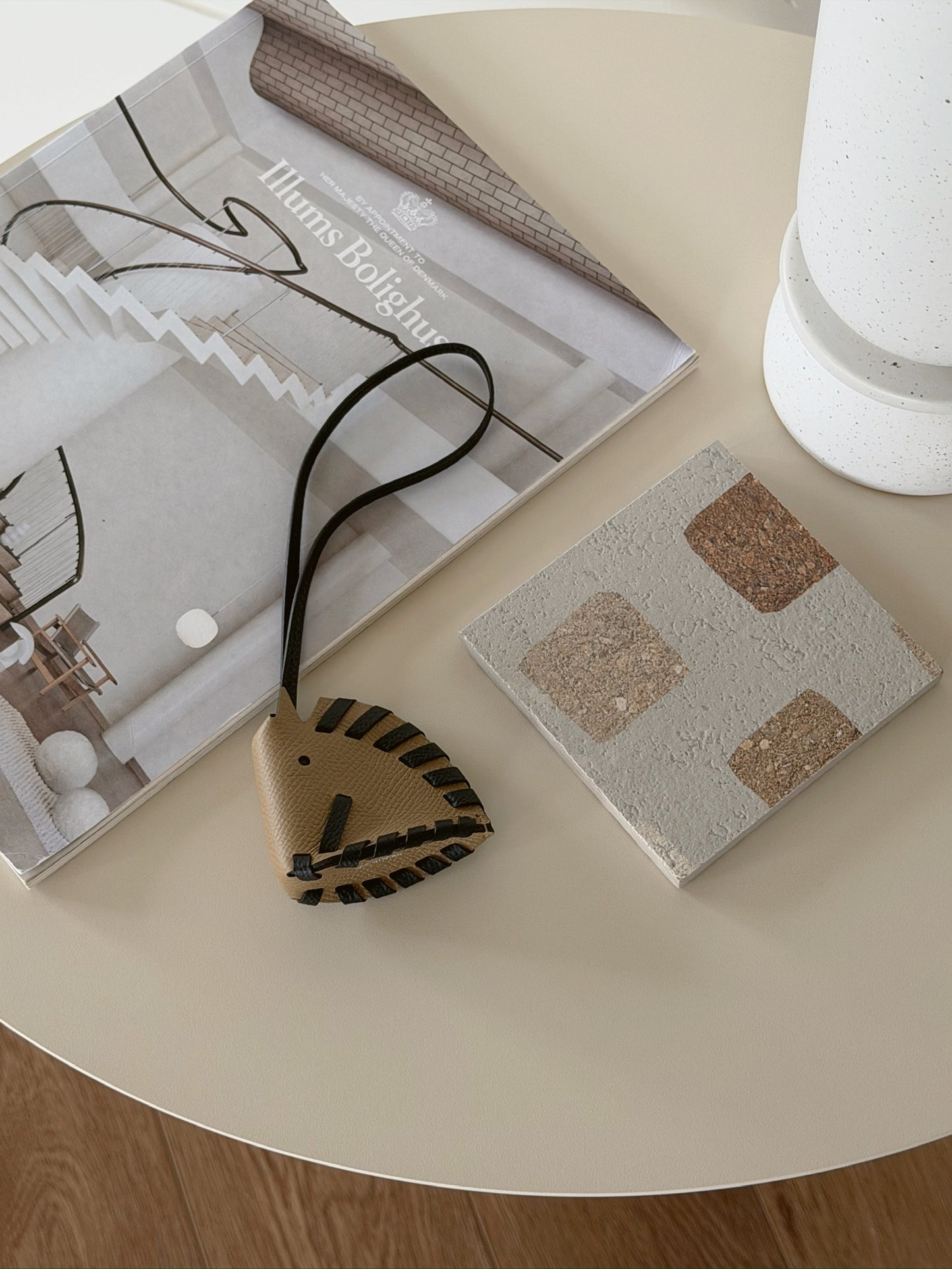 Hermès | Cheval Tresse Charm 編織馬頭吊飾 塵埃灰