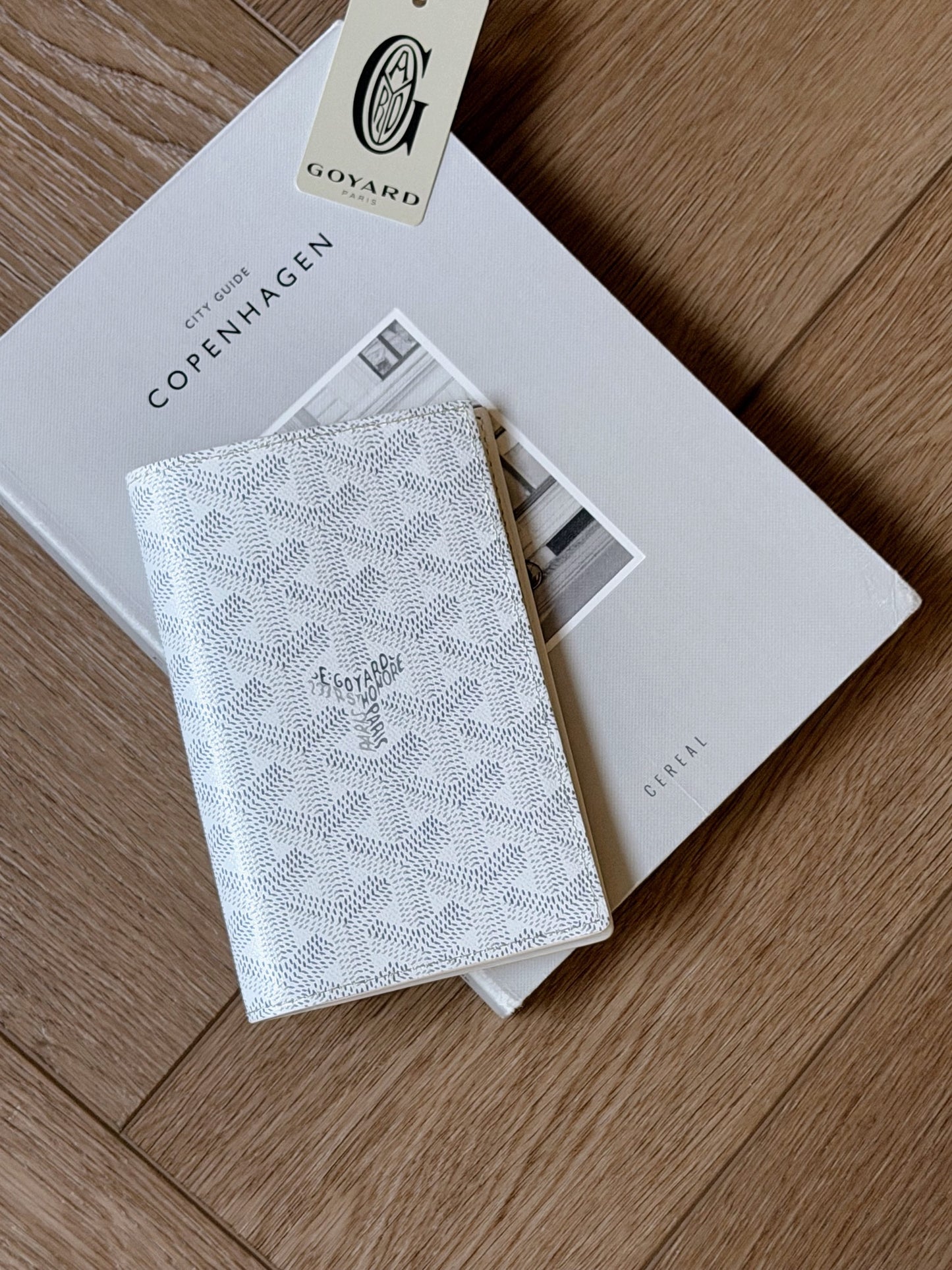 Goyard | Grenelle 護照夾 白色