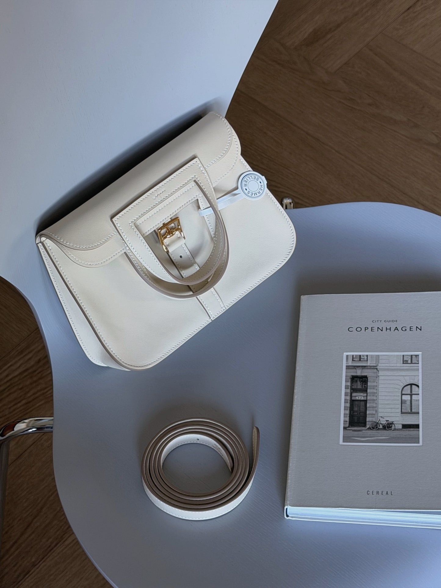 Hermès Mini Halzan 奶昔白 金釦