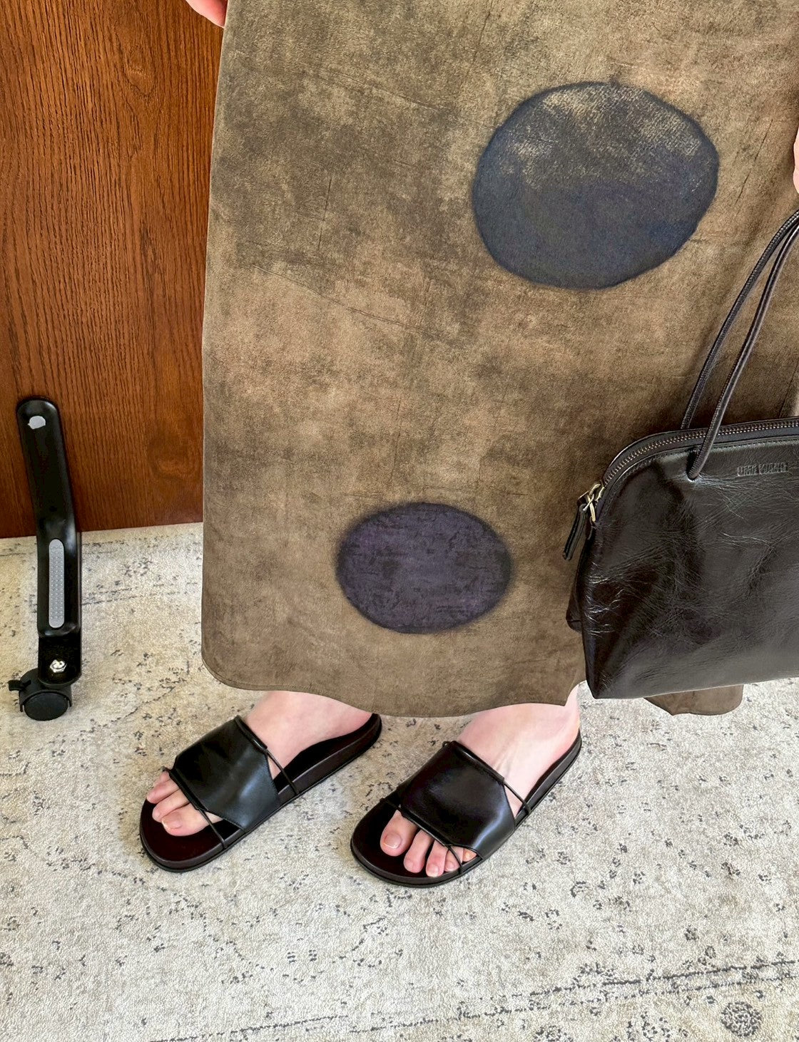 The Row | Vivienne Slide 平底涼鞋 黑色