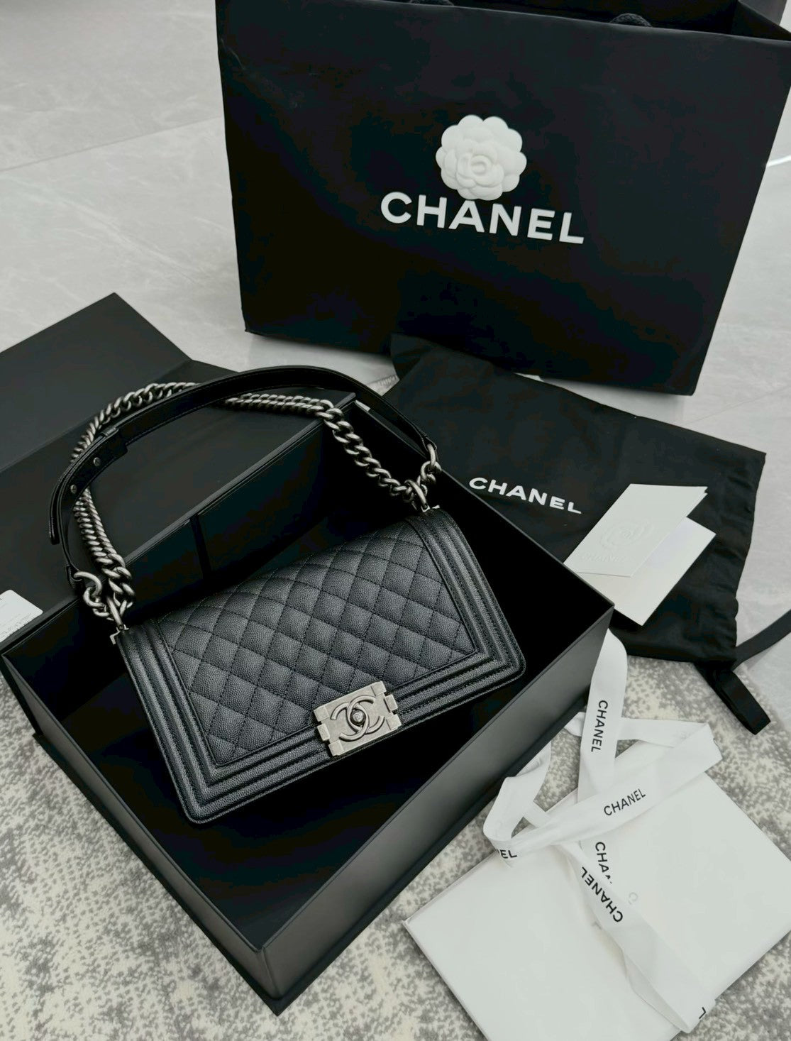 <S - 99成新> Chanel | Boy 25 黑色 荔枝牛皮 銀釦