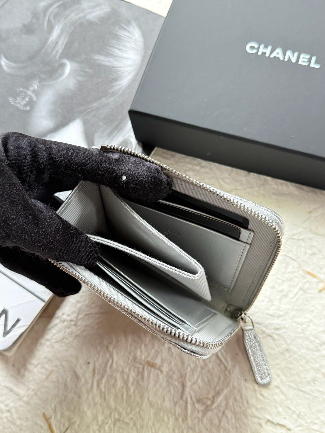 Chanel | 26A L型錢包 銀色 銀釦