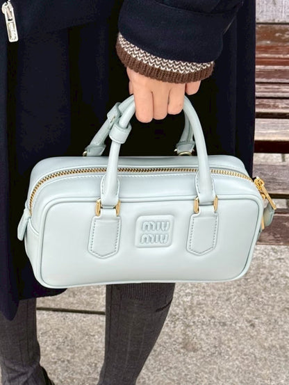 Miu Miu | Arcadie 皮革手袋 湖水藍