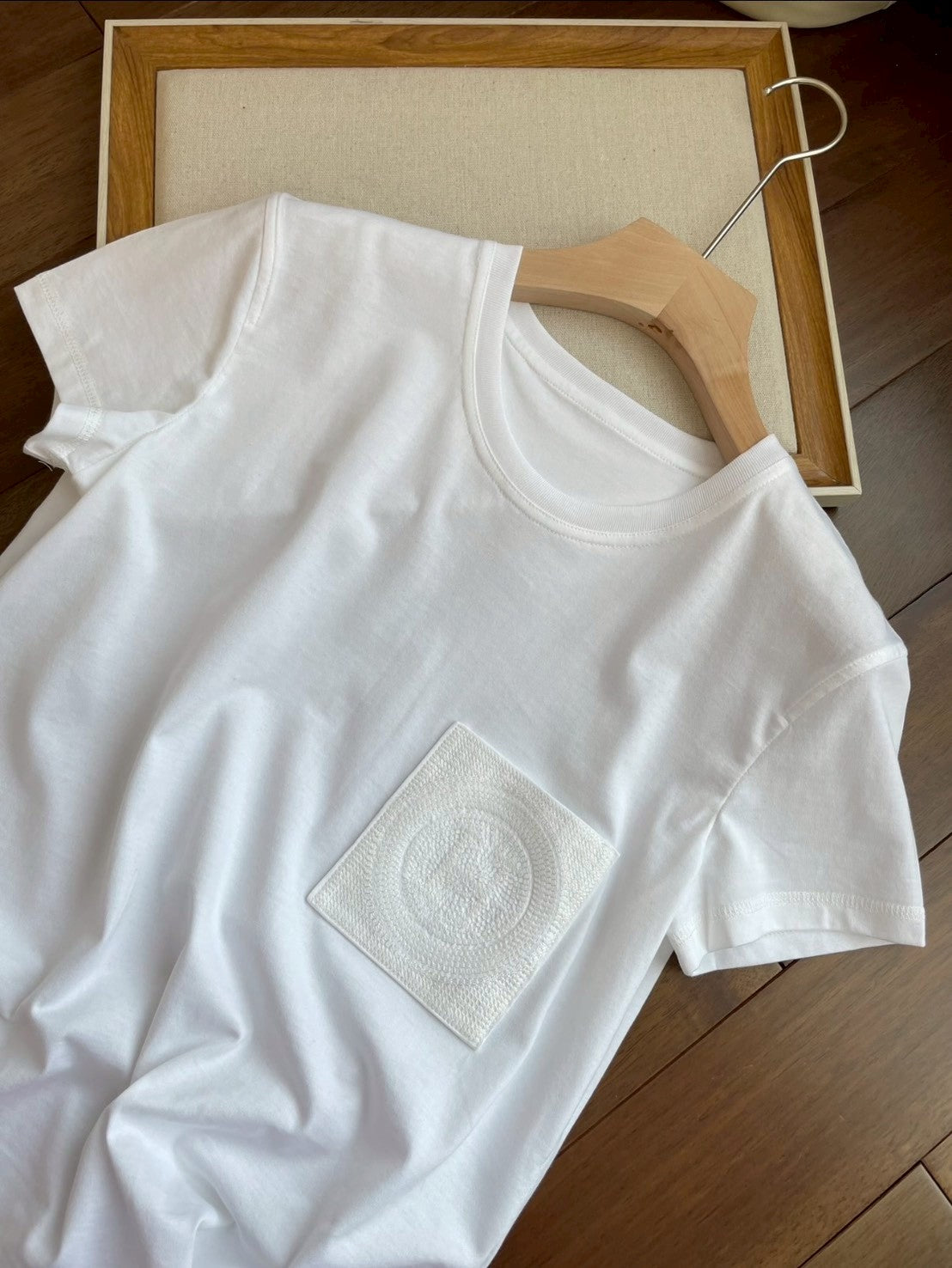 Hermès | 刺繡口袋T恤 白色