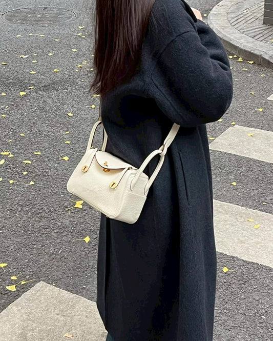 Hermès | Mini Lindy 奶昔白 金釦