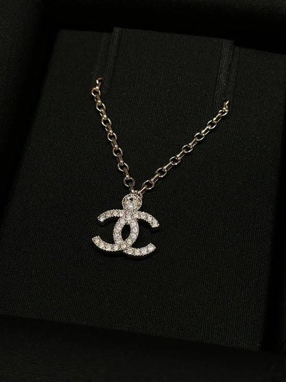 Chanel | 雙C水鑽項鍊