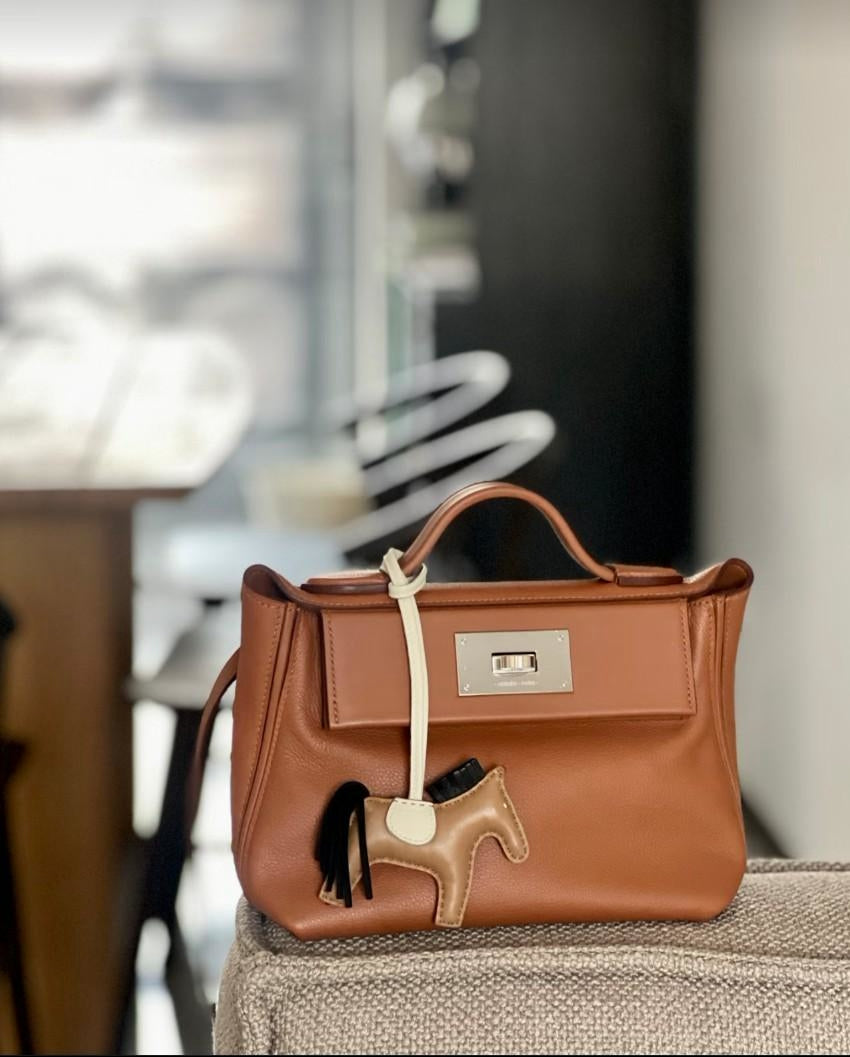 Hermès | Mini 2424 金棕色 銀釦