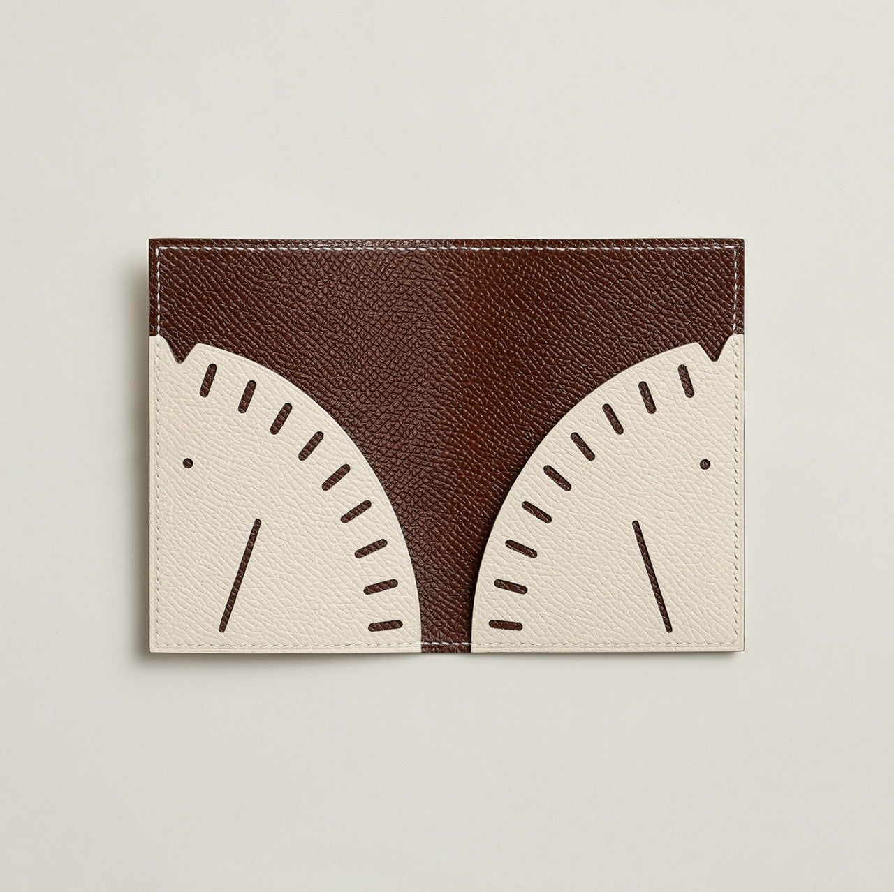 Hermès | Doado Card Holder 奶昔白 × 大地色