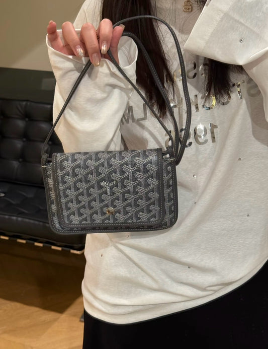 Goyard | 信封包 灰色 / 綠色