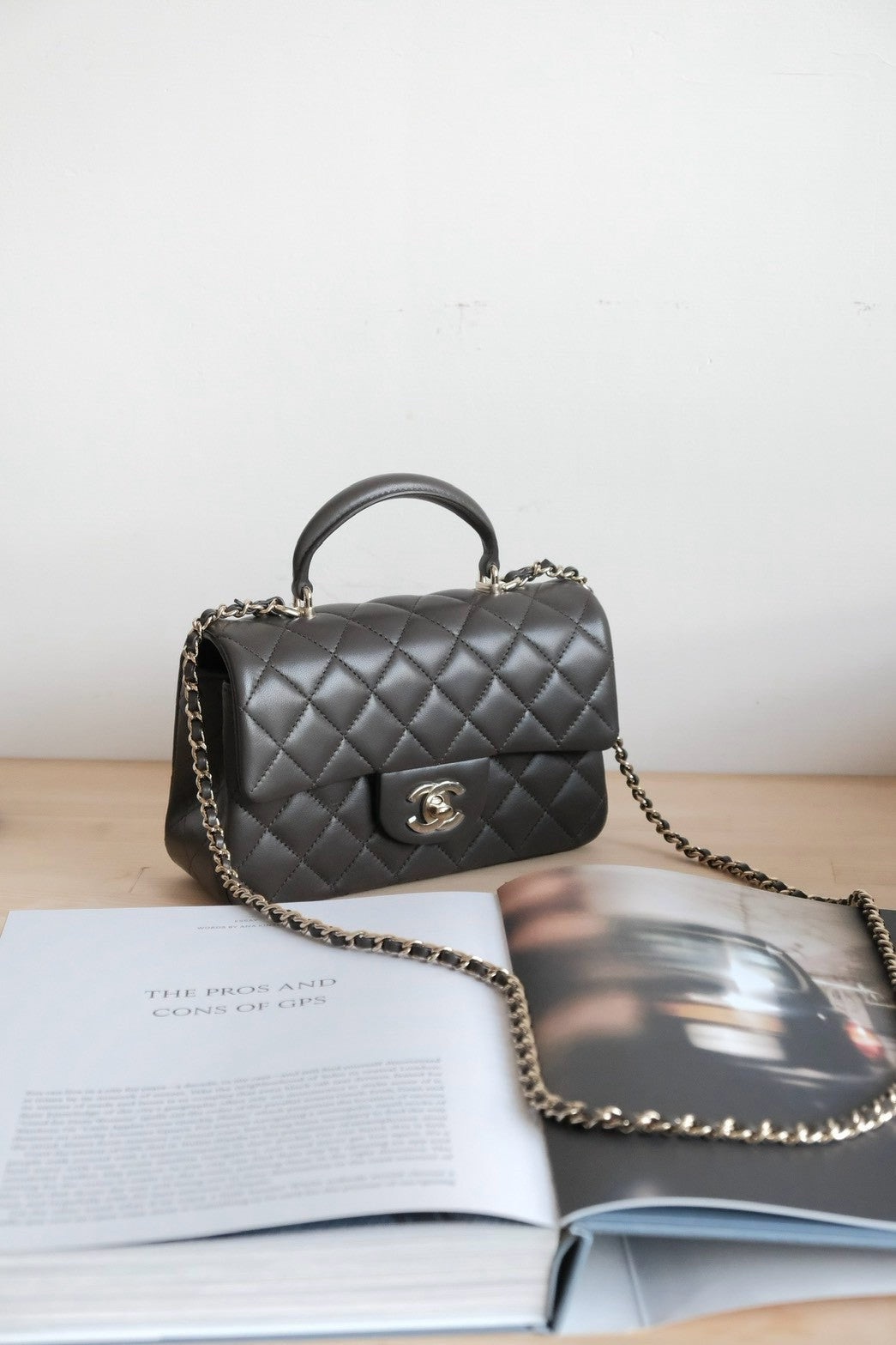 Chanel | Mini CF20 Handle 深咖啡色 淡金釦