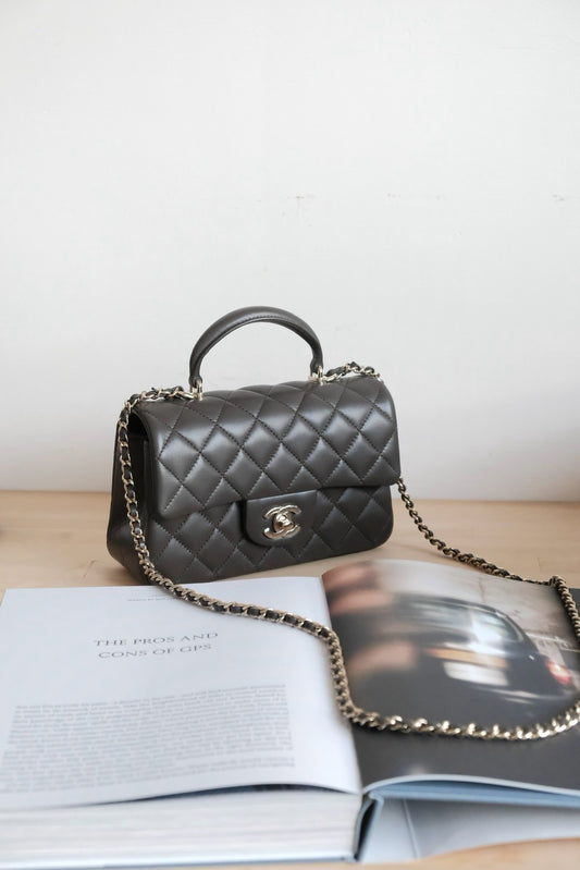 Chanel | Mini CF20 Handle 深咖啡色 淡金釦