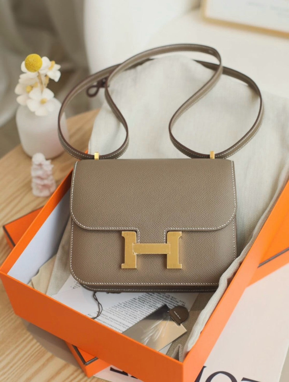 Hermès | Mini Constance 大象灰 金釦