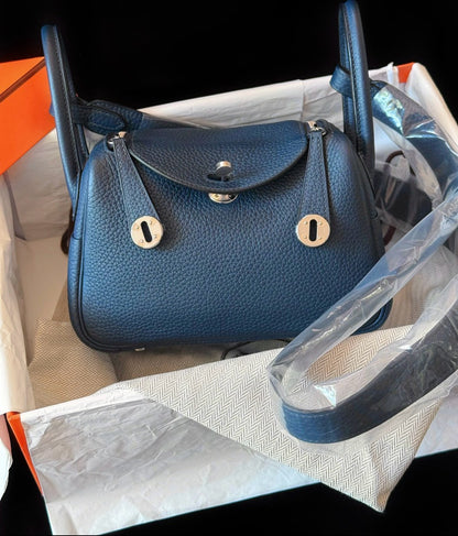 Hermès | Mini Lindy 普魯士藍 銀釦