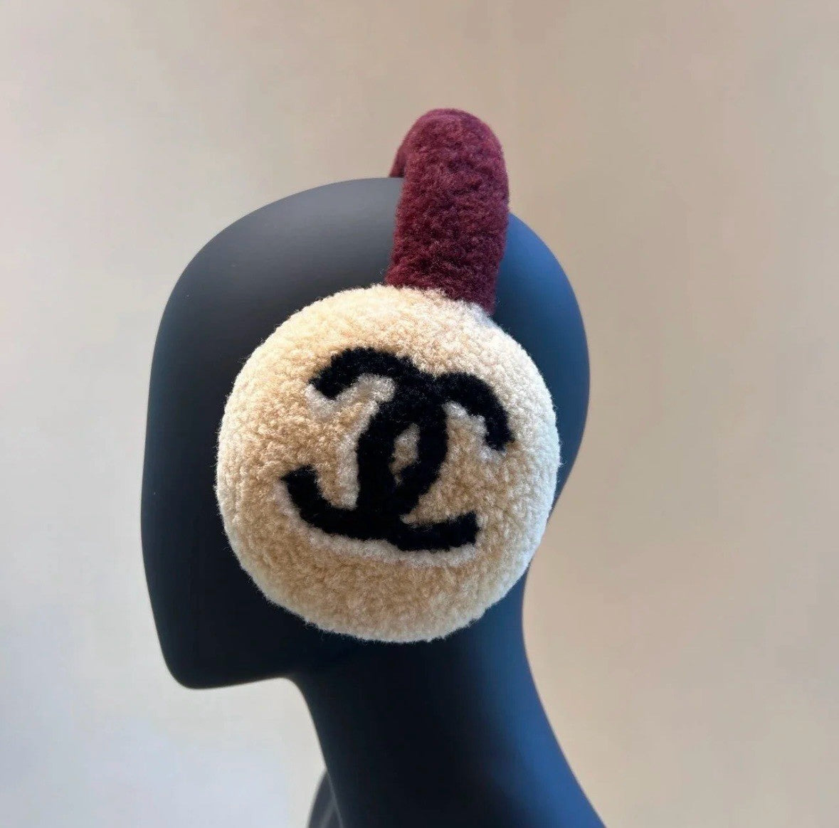 Chanel | 26N 撞色泰迪熊耳罩 Earmuffs