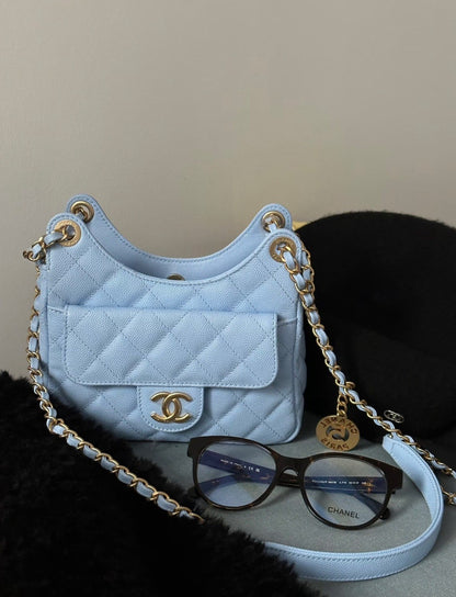 Chanel | 23P 天貓精靈 Baby藍 金釦