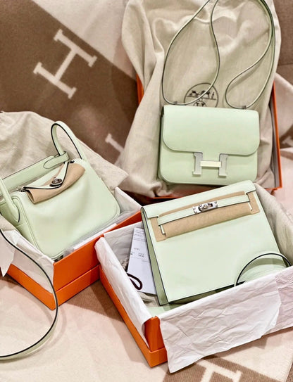 <NS - 未使用新品> Hermès｜Constance 19 氣泡綠 0S 銀釦