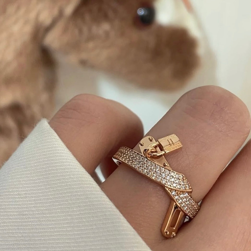 Hermès | Kelly gavroche 戒指 新款 18k 玫瑰金 滿鑽