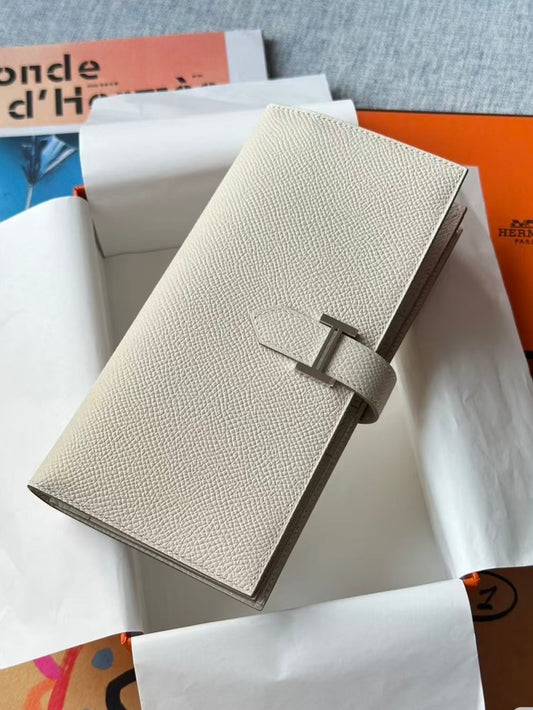 Hermès | Béarn 長夾 奶昔白 銀釦