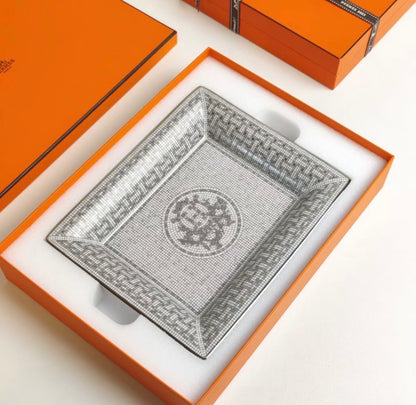 Hermès | Mosaique au 24 瓷盤 灰色