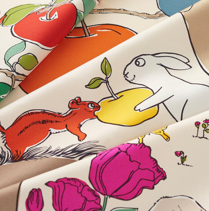 Hermès | 絲巾90 兔子與蘋果樹 奶油色 x 彩色蘋果
