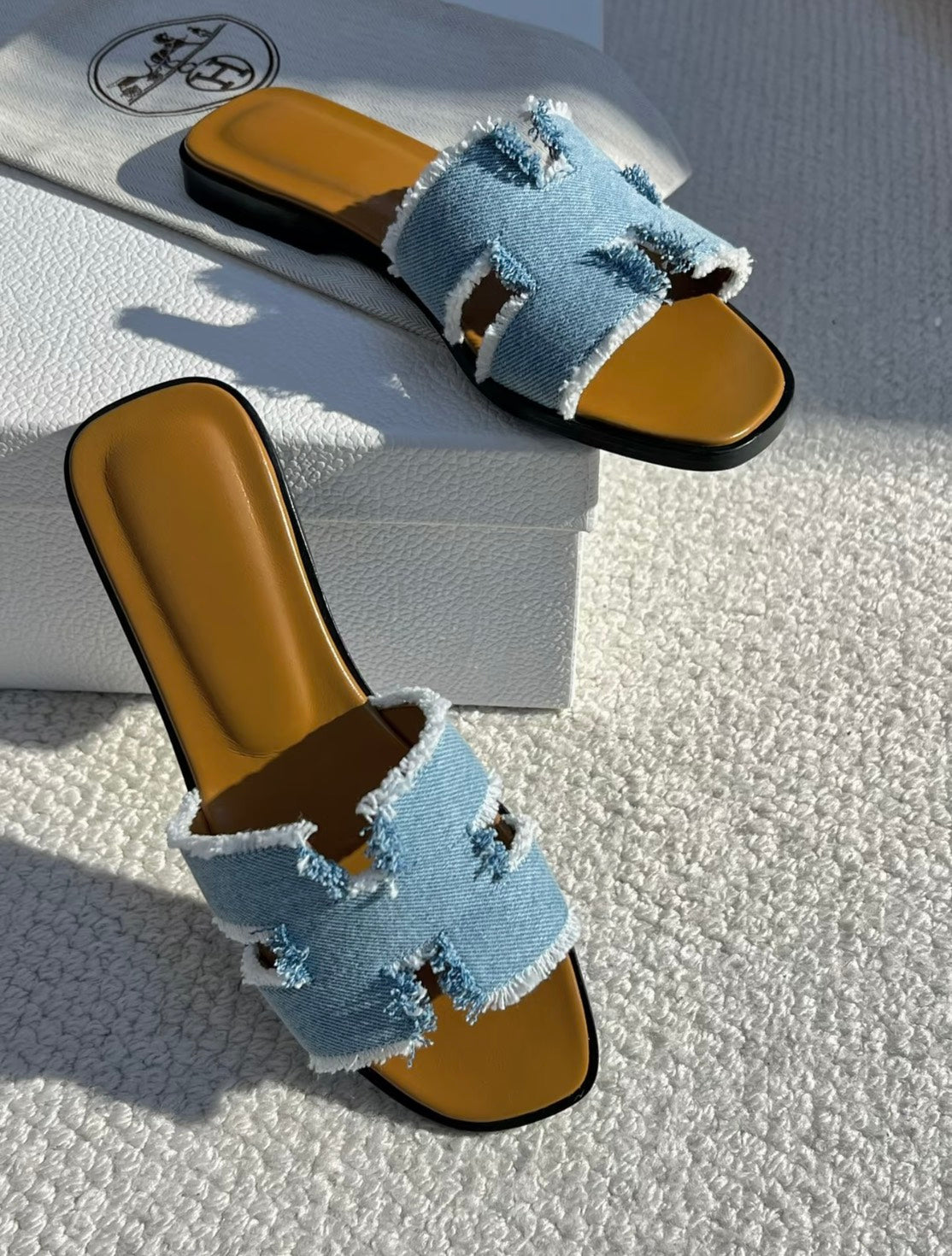 Hermès | Oran涼鞋 流蘇牛仔藍