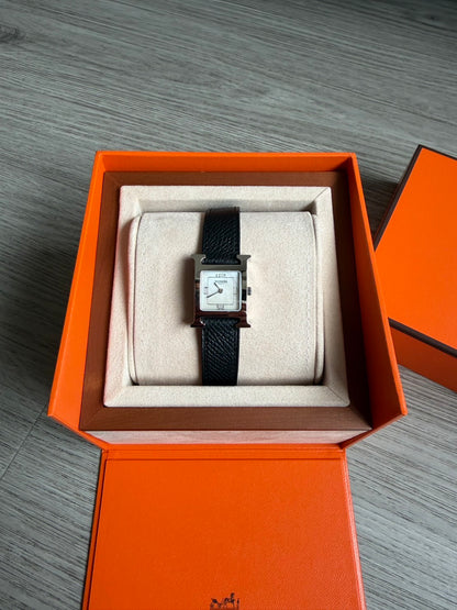 Hermès | H Hour 珍珠母貝面盤 黑色