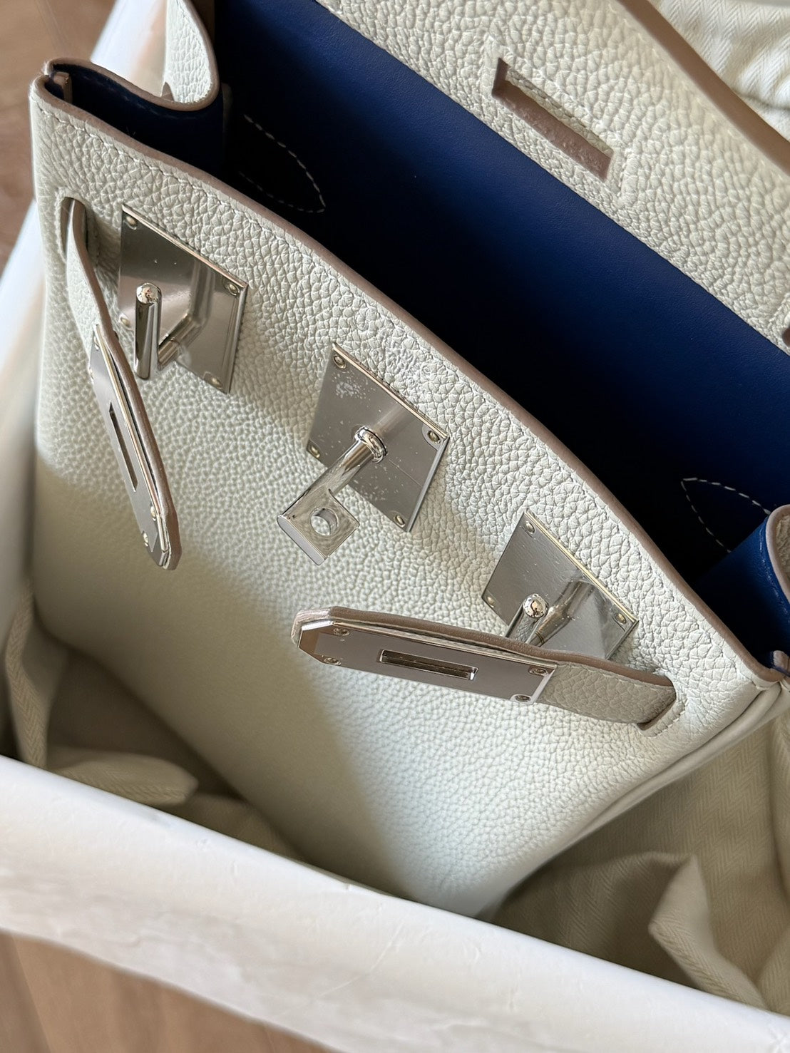 Hermès | Hac a dos PM 冰川白 內裡拼接藍色