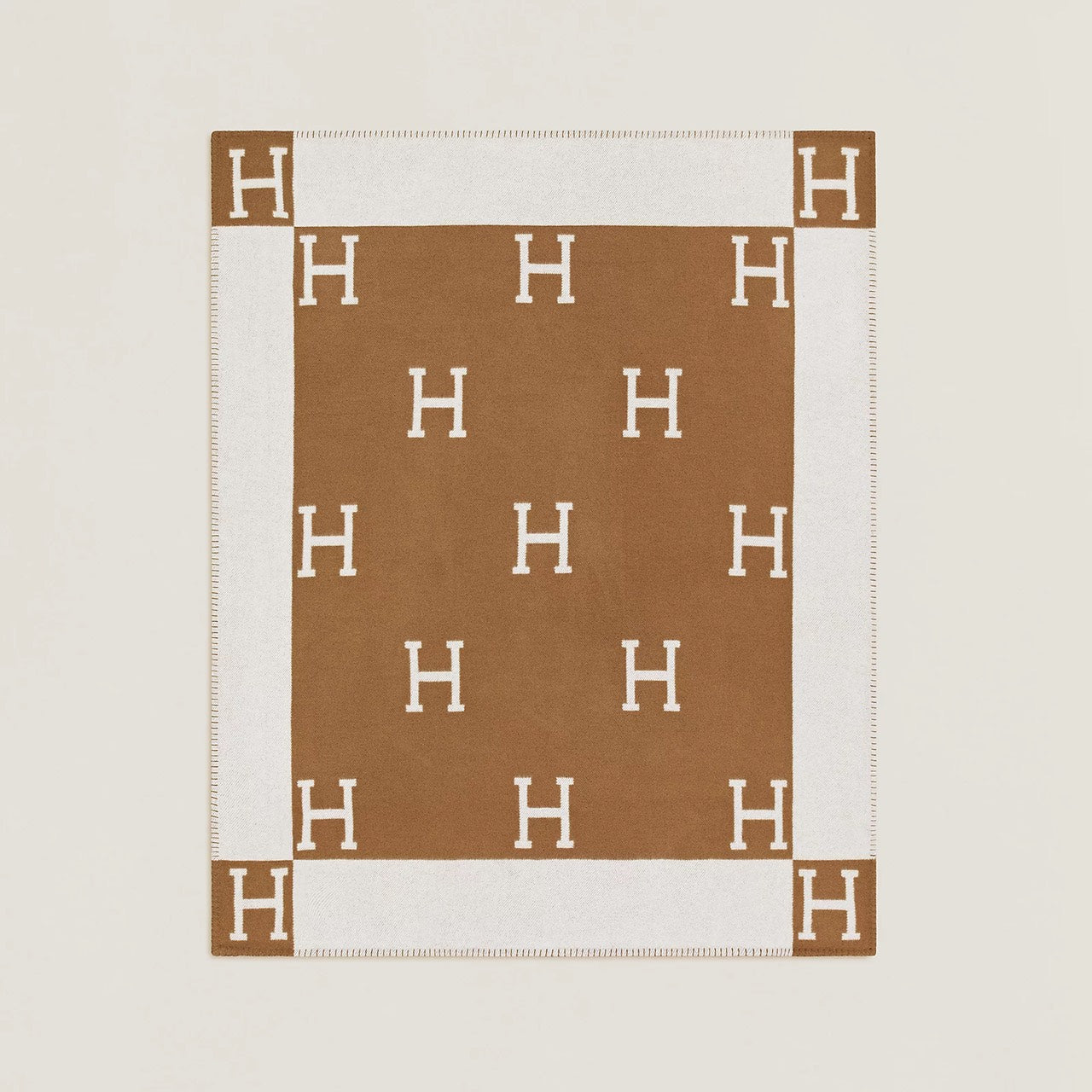 Hermès | Avalon 薄毯 淺米色 / 深灰色