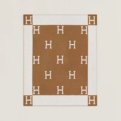 Hermès | Avalon 薄毯 淺米色 / 深灰色