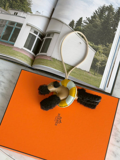 Hermès | Budy 泳圈小狗 黑色 x 沙丘色
