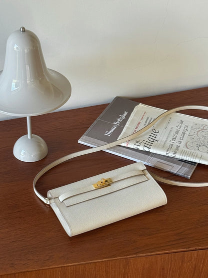 <NS - 全新閒置品> Hermès | Kelly To Go 奶昔白 金釦