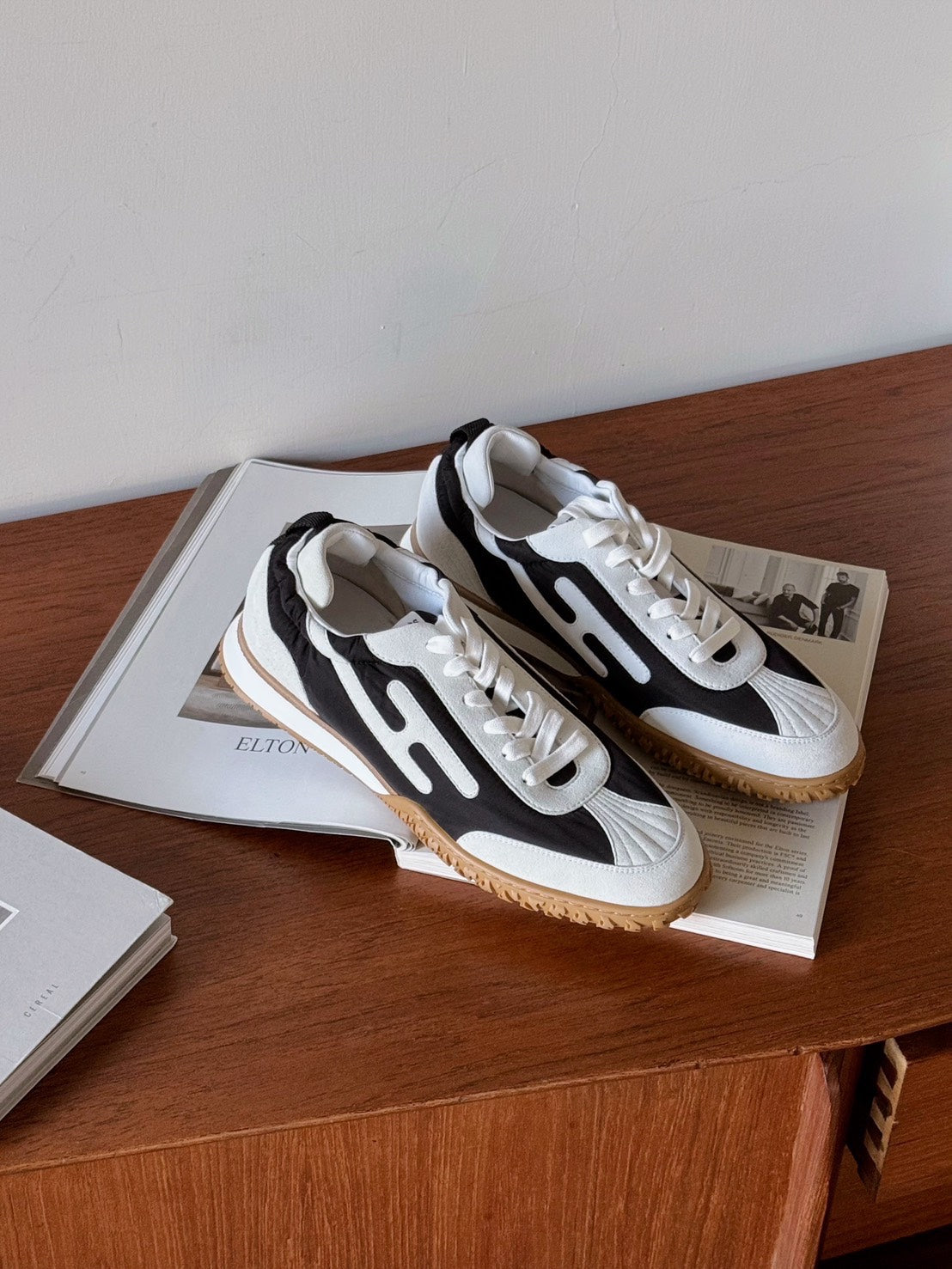 Hermès | Jet Sneaker 熊貓配色